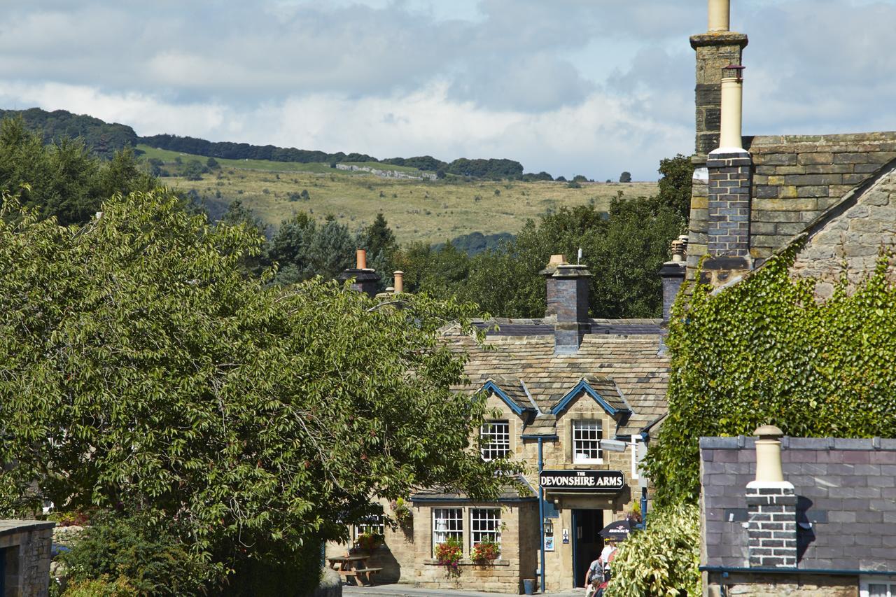 Devonshire Arms At Pilsley - Chatsworth Hotel Baslow Exterior foto